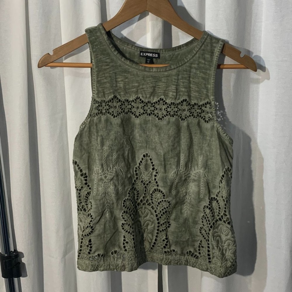 Saige Green Crop Top